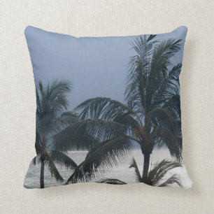 palmbomen op het strand kussen