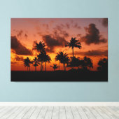 Palmbomen op zonsondergang - rood canvas afdruk (Insitu (Houten vloer))