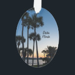 Palmbomen Sunrise Destin Florida Ovaal Ornament<br><div class="desc">Ornamenten souvenir met een silhouet van palmbomen tijdens zonsopgang in Destin,  Florida,  Verenigde Staten langs een stoep en tuinhuisje is bij Four Prong Lake. Op zoek naar meer producten? Bezoek mijn winkel: http://www.zazzle.com/timelessmomentsphtgy Foto is gemaakt door Jennifer White met Timeless Moments Photography. Alle afbeeldingen zijn auteursrechtelijk beschermd.</div>