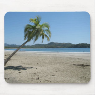 Palmboom aan de strand muismat