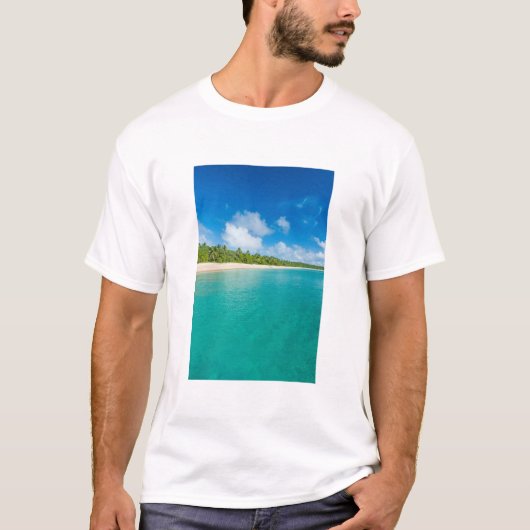 Palmboom omzoomd strand, Tonga T-shirt (Voorkant)