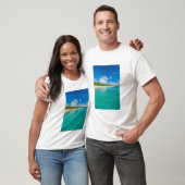 Palmboom omzoomd strand, Tonga T-shirt (Unisex)