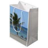 Palmboom op de strand medium cadeauzakje (Voorkant Gekanteld)
