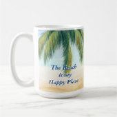 Palmboom op een zonnige dag op het strand koffiemok (Links)