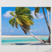 Palmboom op het strand van de oceaan flyer (Voorkant)