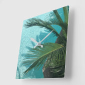 Palmboom over het water vierkante klok (Hoek)