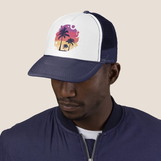 Palmboom Zonsondergang Logo Trucker Pet (In situ)