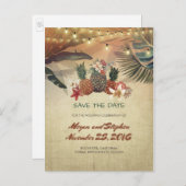 Palmen en ananas Rustiek strand Save the Date Aankondigingskaart (Voorkant / Achterkant)
