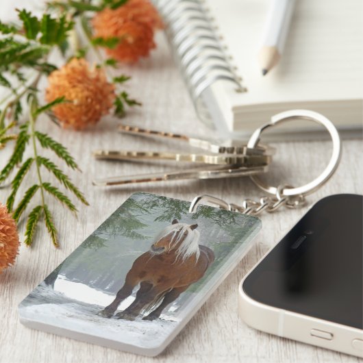 Palomino Draft Horse in Snow Sleutelhanger (Voorkant Rechts)