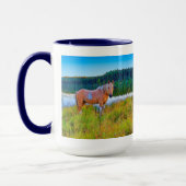 Palomino Pinto door Lake en Forest Scene Mok (Links)