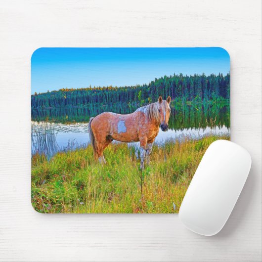 Palomino Pinto door Lake en Forest Scene Muismat (Met muis)