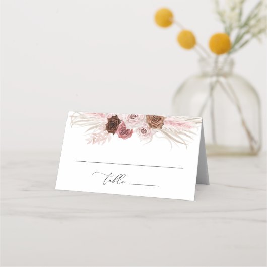 Pampas Dusty Pink Flower Folded Wedding Plaatskaartje (Voorkant)