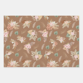 Pampas gras en bloemen op bruin inpakpapier vel