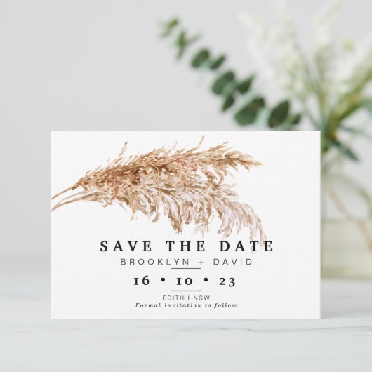 Pampas grass Boho Wedding Save the Date Card Kaart (Staand voorkant)