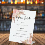 Pampas graszoet roos florale bar menu reclamebord met voetstuk<br><div class="desc">Witte achtergrond. Gedecormeerd met roos goud en roze floralen,  rozen en pamapgras. Met de tekst: Open balk. Pas uw bar menu aan en voeg toe.</div>