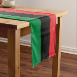 Pan African Flag & UNIA Symbol Tri/sport fan Korte Tafelloper<br><div class="desc">Tabellopers: pan-Afrikaans vlaggensymbool - UNIA / A horizontale drieband van rood,  zwart en groen. De pan-Afrikaanse vlag - ook bekend als de Afro-Amerikaanse vlag,  de Zwarte Bevrijdingsvlag,  de vlag van UNIA. Vaak gebruikt met een beweging van Black Lives Matter.</div>