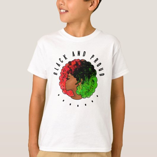 Pan Afrikaans zwart meisje vrouw rood groen pride T-shirt (Voorkant)