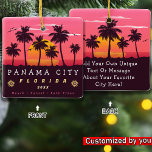 Panama City Florida Retro Zonsondergang Palmboom j Keramisch Ornament<br><div class="desc">Panama-Stad Florida. Dit retro ontwerp maakt een geweldig kerst- of verjaardagscadeau voor fans van Panama City Beach. Het retro zomervibes ontwerp is een perfect cadeau voor reisliefhebbers en tropische bestemmingsfans. - U kunt de sjabloon personaliseren door een naam van uw stad of locatie, jaar en voeg tekst toe om ze...</div>