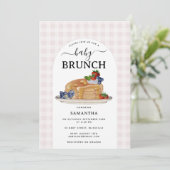 Pancakes Berries Brunch Pink Plaid Baby Shower Kaart (Staand voorkant)