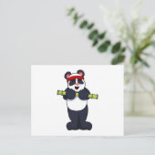 Panda aan het werk met bamboe gewicht briefkaart (Staand voorkant)