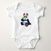 Panda als Baby met Bambus Romper (Voorkant)