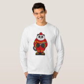 Panda als brandweerman met slang t-shirt (Voorkant volledig)