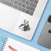 Panda als wandelaar met rugzak sticker (Laptop met iPhone)