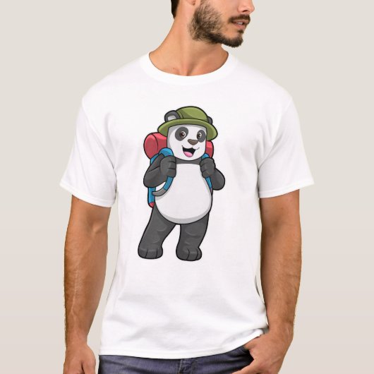 Panda als wandelaar met rugzak t-shirt (Voorkant)