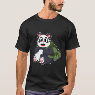 Panda als wandelaar met rugzak t-shirt