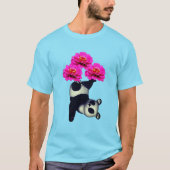 Panda-Beer en roze zinnia-bloemen T-shirt (Voorkant)
