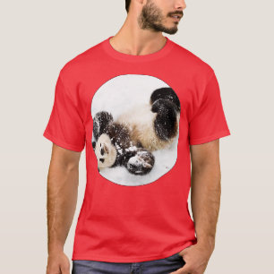 Panda-beer in de sneeuw Pandorasboxkids T-shirt
