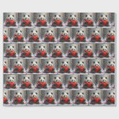 Panda Beer knuffelt een rood hart Cadeaupapier (Vlak)