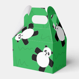 Panda beer leggen op gras bedankdoosjes
