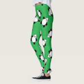 Panda beer leggen op gras leggings (Links)