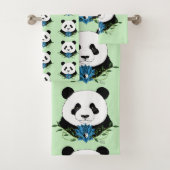 Panda Beer Lotus Flower Blue Bad Handdoek (Insitu)