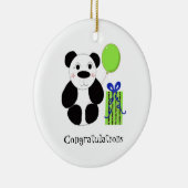 Panda-Beer met ballon gefeliciteerd Keramisch Ornament (Rechts)