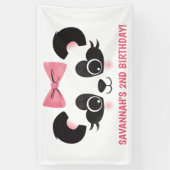 Panda Beer Roze Verjaardagsfeest Achtergrond Spandoek (Verticaal)