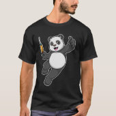 Panda bij vaccinatie met spuit t-shirt (Voorkant)