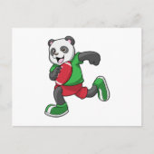 Panda bij voetbal met uitrusting briefkaart (Voorkant)