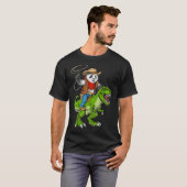 Panda Cowboy Riding T-Rex Dinosaur T-shirt (Voorkant volledig)