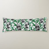 Panda cubs op lichaamskussen (Voorkant)