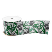 Panda cubs op satijnen lint (Spoel)