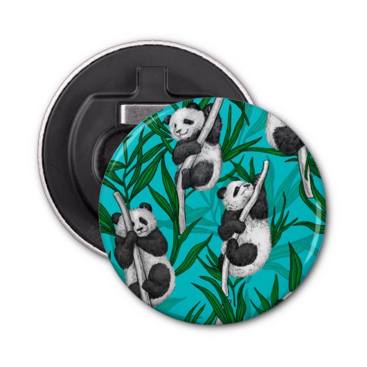 Panda cubs over turkooizen button flesopener (Voorkant)