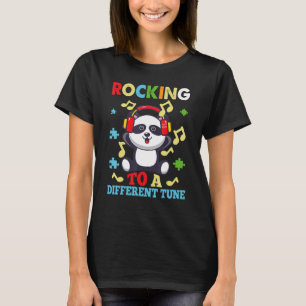 Panda die naar een ander tunnelautisme drijft t-shirt