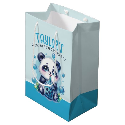 Panda Drink Blue Boba Bubble Tea Verjaardagsfeest Medium Cadeauzakje (Voorkant Gekanteld)