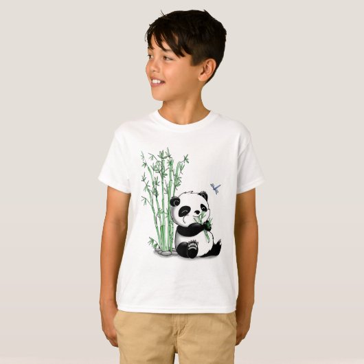 Panda Eating Bamboo T-shirt (Voorkant volledig)