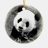Panda Eating Leaves Christmas Tree Ornament (Voorkant)