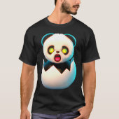 Panda hatches from egg t-shirt (Voorkant)