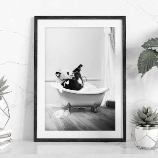 Panda in badposter poster
