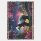 Panda in een Fantasy Garden Deken (Voorkant Verticaal)